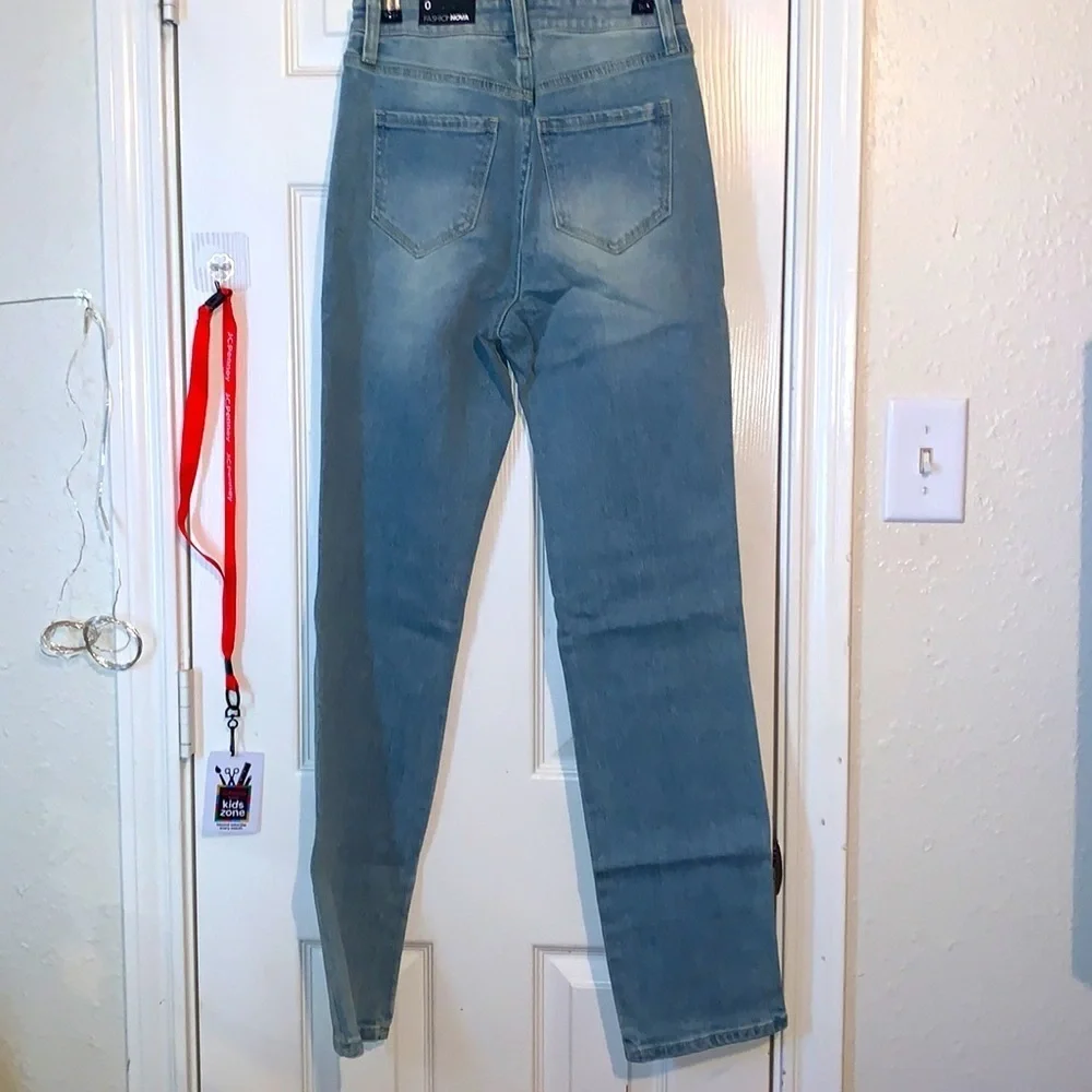 Fashion nova San Francisco straight leg jean
